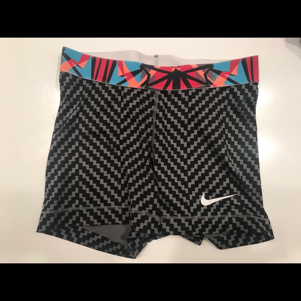 Nike pro Spandex (new w/o tags)